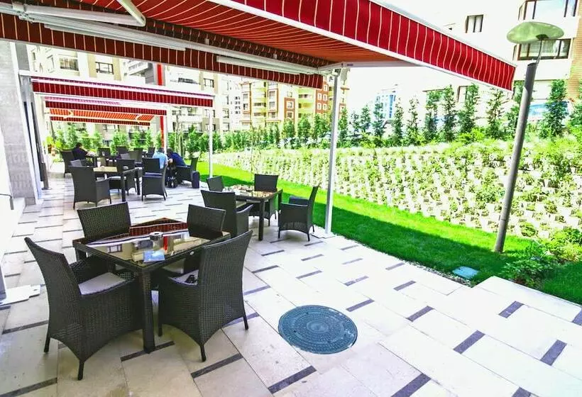 هتل The Green Park Ankara
