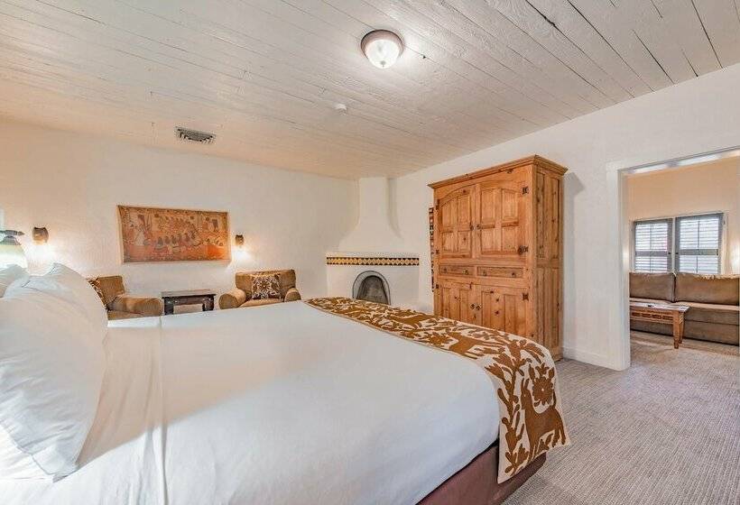 هتل The Historic Taos Inn