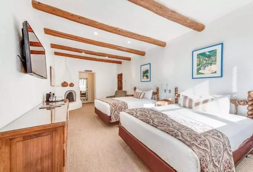 호텔 The Historic Taos Inn