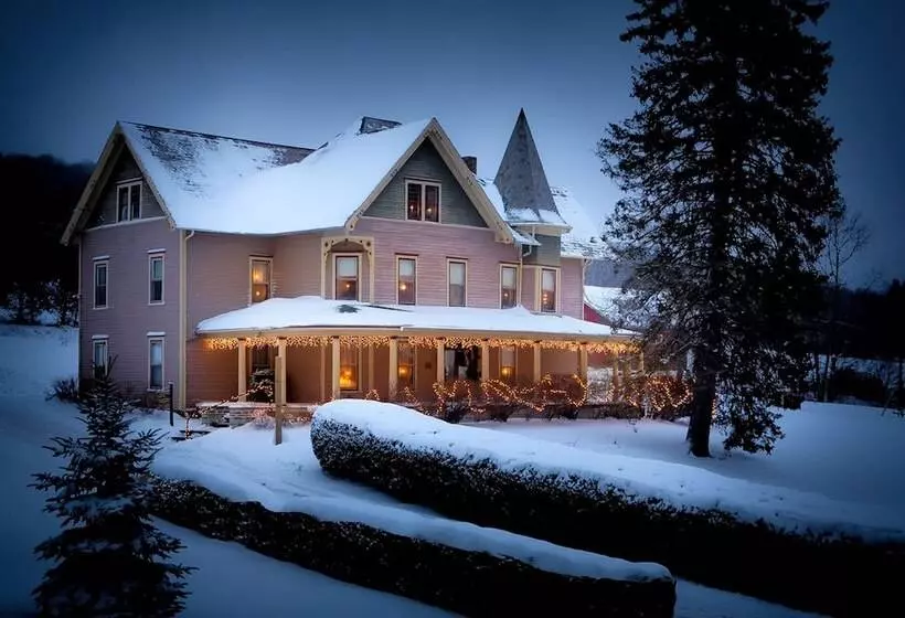 Margaretville Mountain Inn B&b