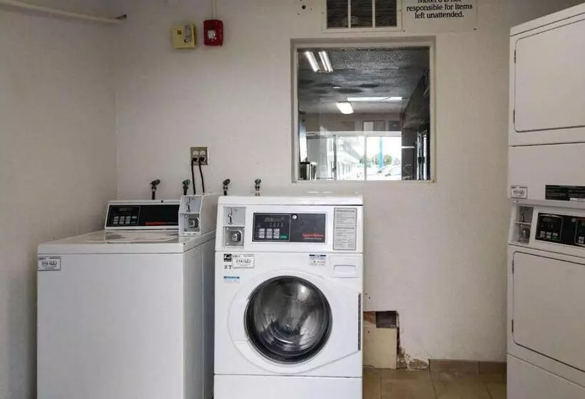 Motel Park Inn By Radisson, Cheyenne