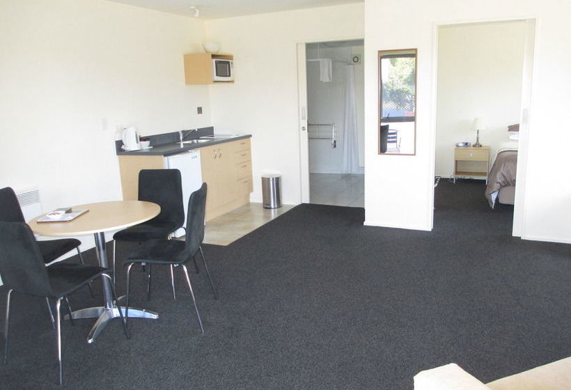 Motel Bay Crest Motor Lodge