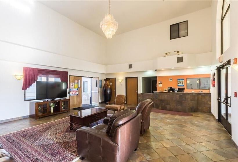 모텔 Hill Country Inn And Suites