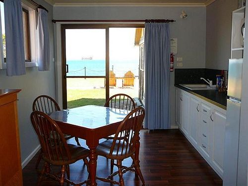 汽车旅馆  Hotel @ VDL Stanley