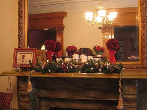 Olde Judge Mansion B&b