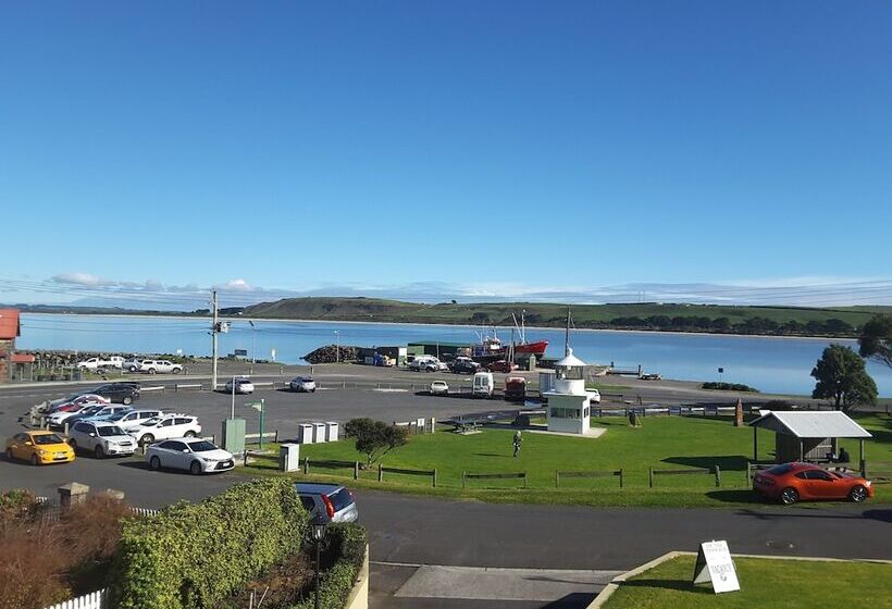 On The Terrace Stanley