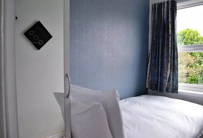 پانسیون Carrington Guest House