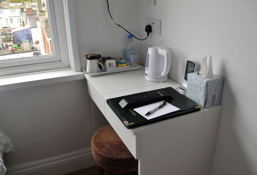 ペンション Carrington Guest House