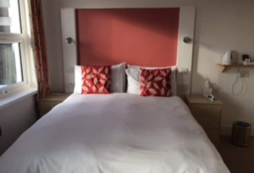 ペンション Carrington Guest House