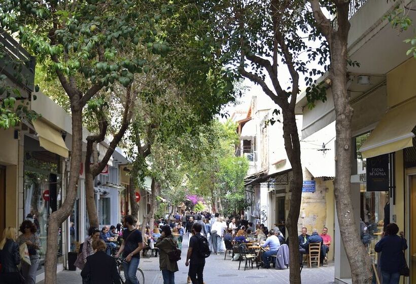 פנסיון Elia Potie