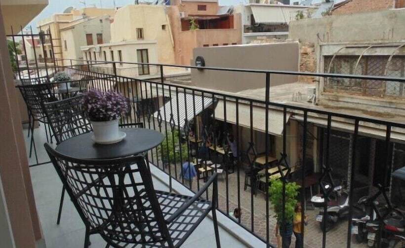 פנסיון Elia Potie