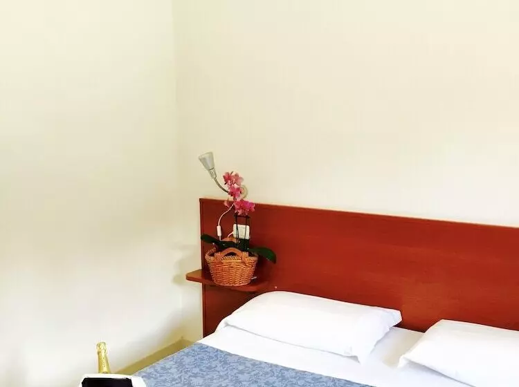 Residence Hotel Baia Di Paradiso