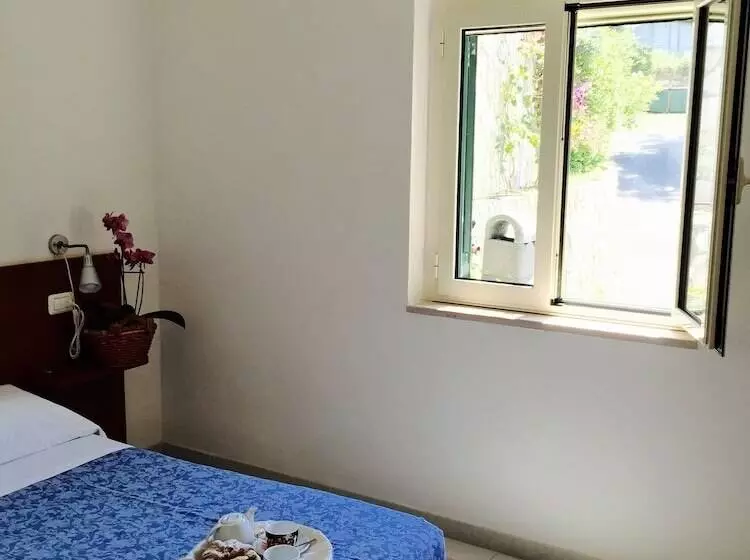 Residence Hotel Baia Di Paradiso