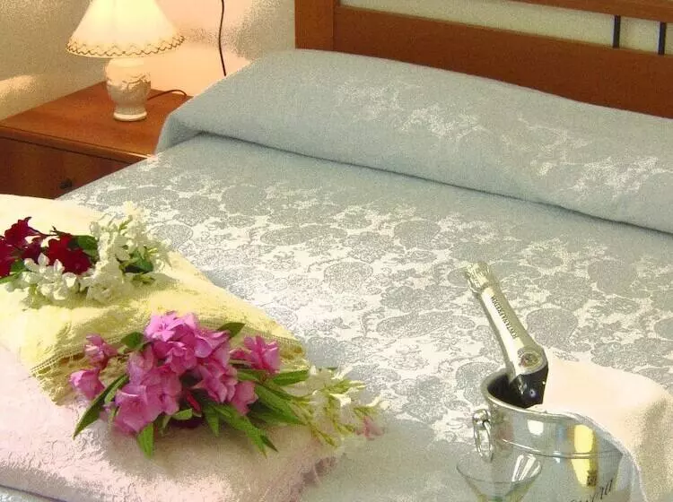 Residence Hotel Baia Di Paradiso