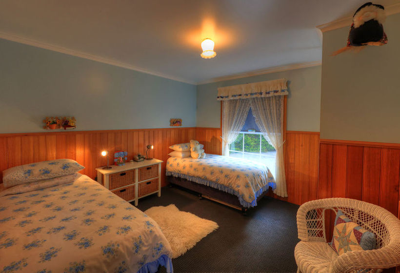 Rosebank Cottage Collection