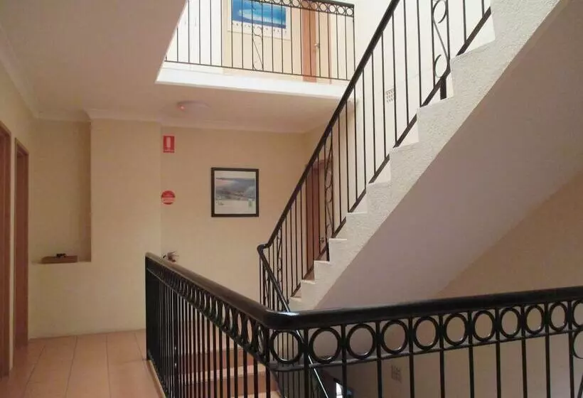 Royal Palm Villas Cairns