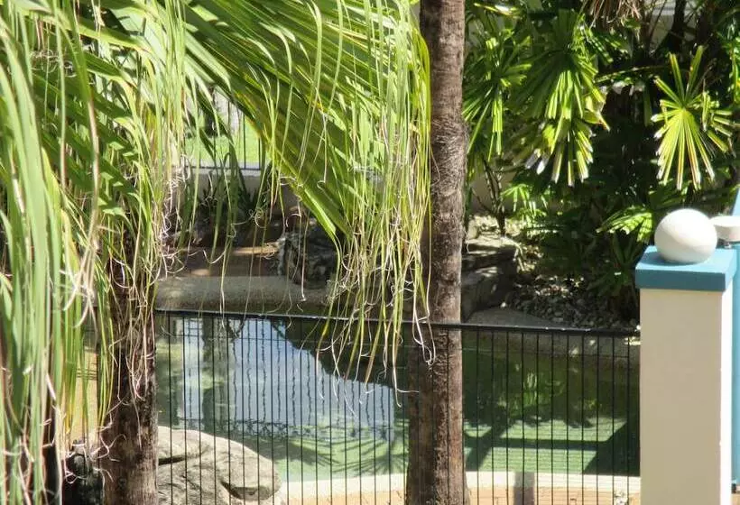 Royal Palm Villas Cairns