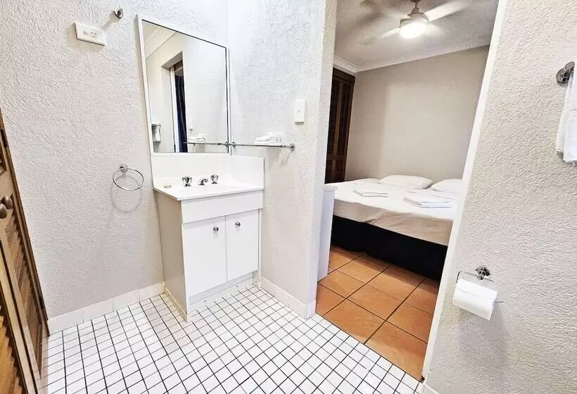 Royal Palm Villas Cairns