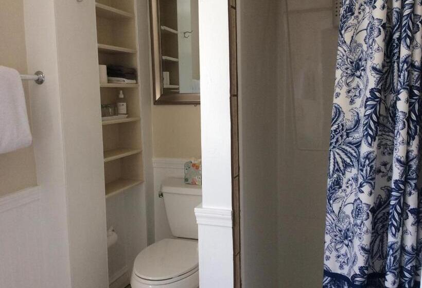 Samuel Durfee House B&b