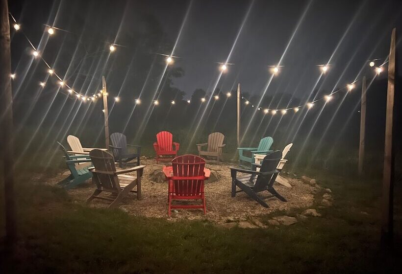 Saratoga Farmstead B&b