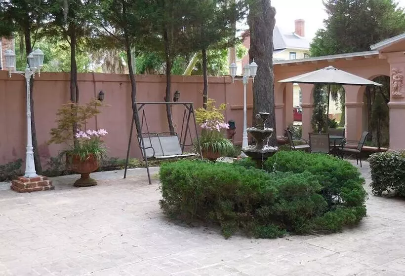 The Cottage Bed & Breakfast