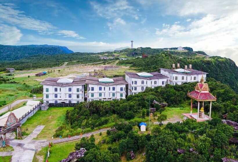 فندق Bokor Inn By Sokha Group