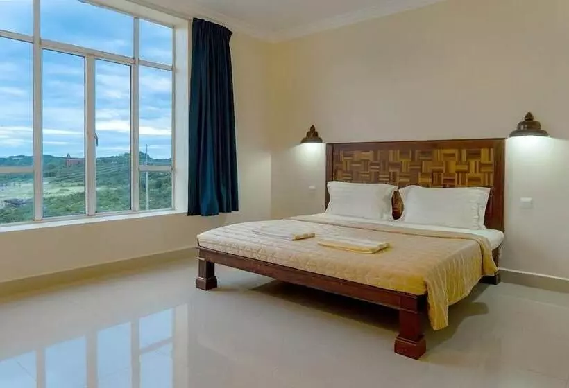 هتل Bokor Inn By Sokha Group
