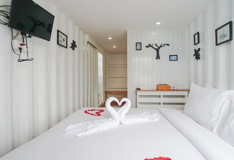 Hotel Container Smart Stay