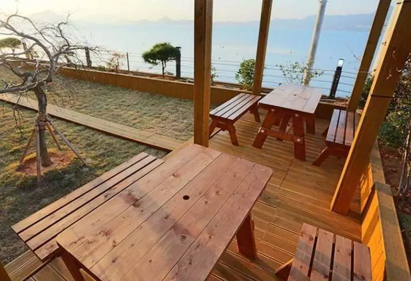 هتل Yeosu Baekya Sea Pension