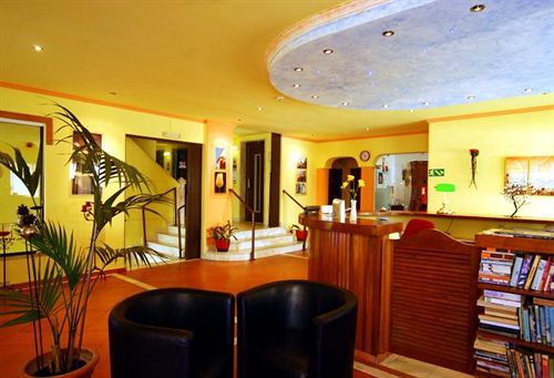 Apartamentos Novorosamar