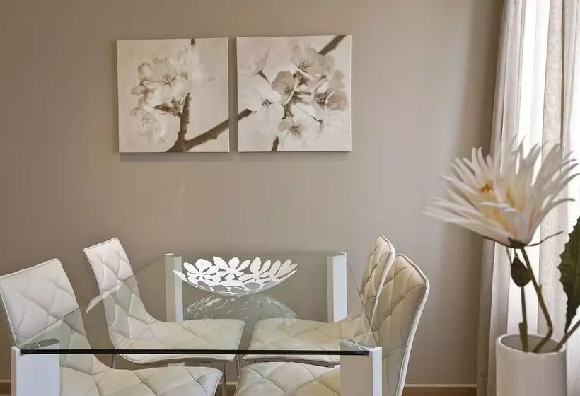 Barcelona Apartment Milà