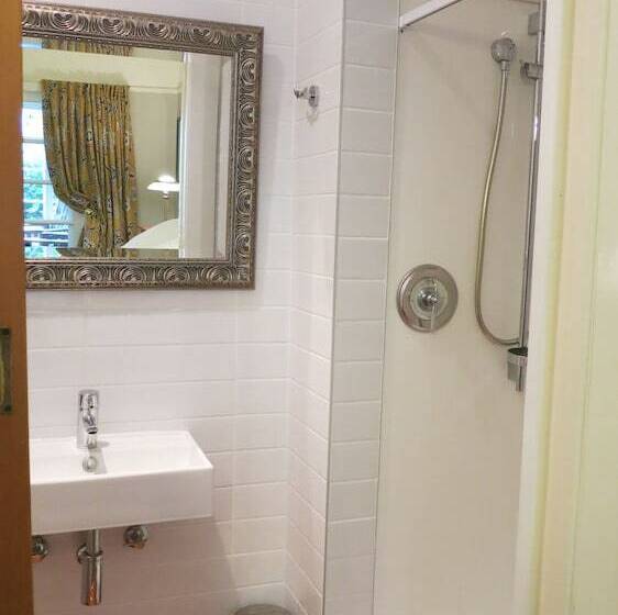 צימר Cheltenham House