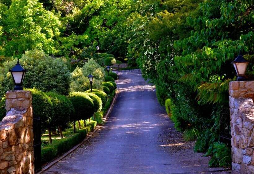 Chestnut Tree Holiday Units