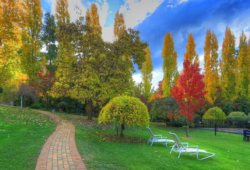 Chestnut Tree Holiday Units