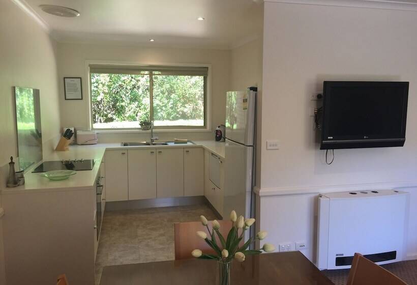 Chestnut Tree Holiday Units