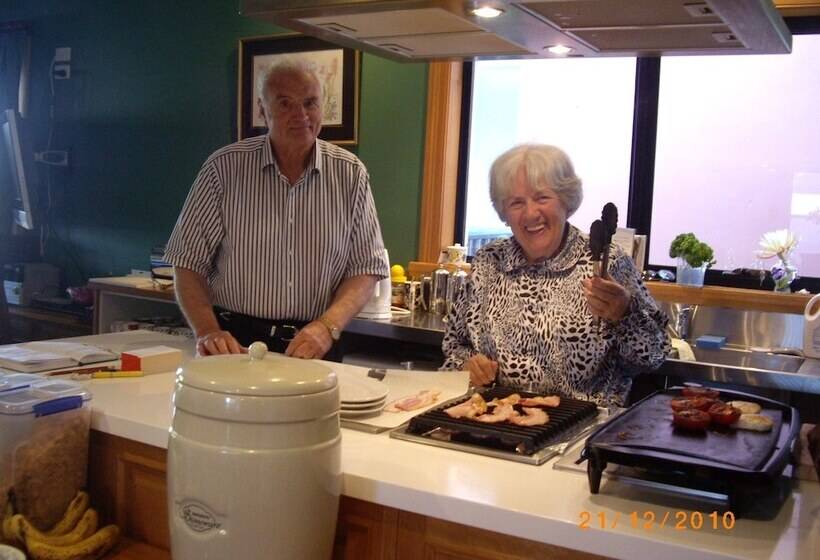 Hi George Bed & Breakfast