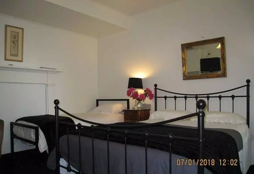 Hi George Bed & Breakfast