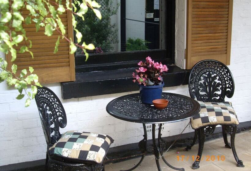 Hi George Bed & Breakfast