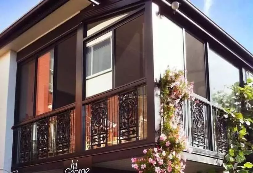 Hi George Bed & Breakfast
