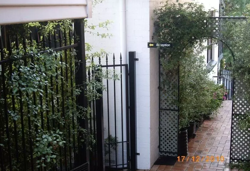 Hi George Bed & Breakfast