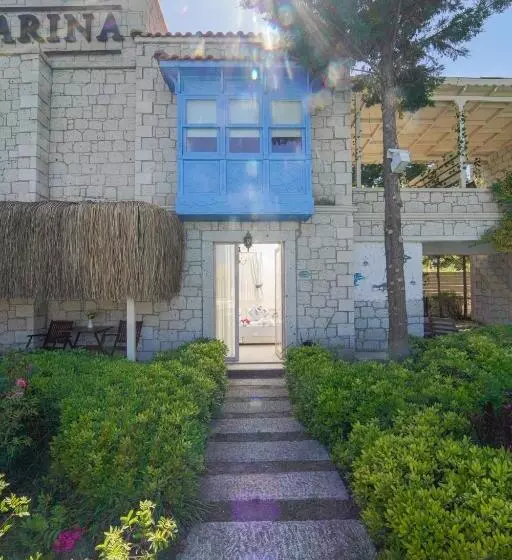 فندق Alacati Marina Palace