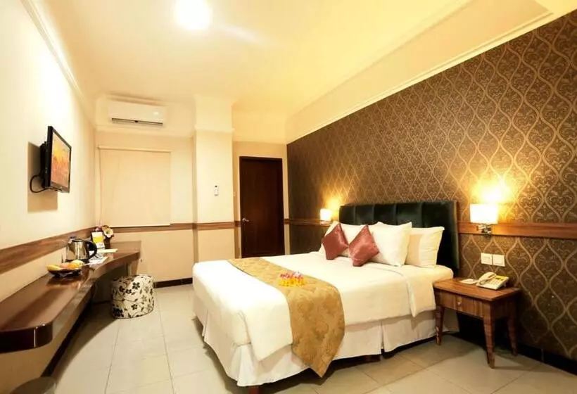 Amarelo Hotel Solo