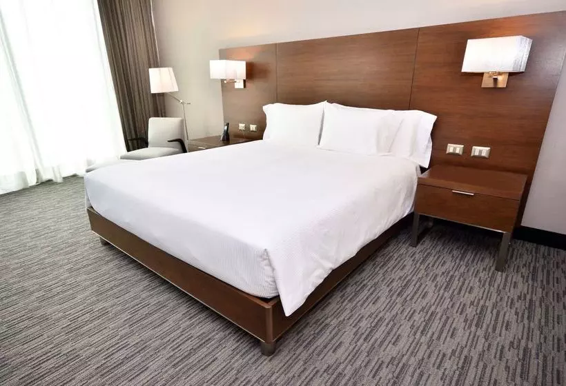 Otel Hilton Garden Inn Iquique