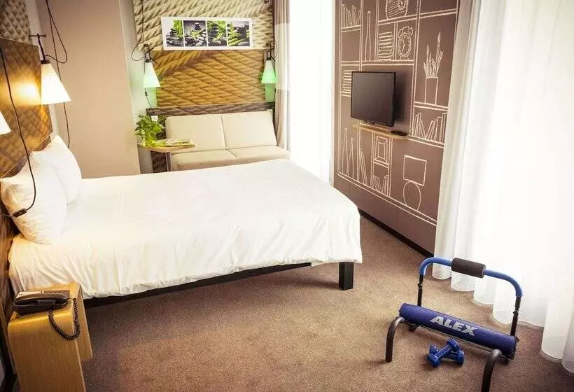 هتل Ibis Berlin Hauptbahnhof