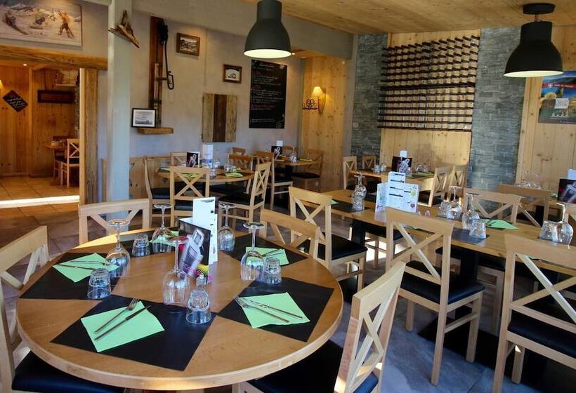 Отель Lagrange Vacances L Ecrin Des Sybelles