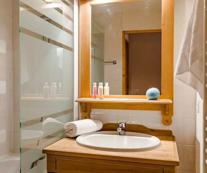 호텔 Lagrange Vacances L Ecrin Des Sybelles