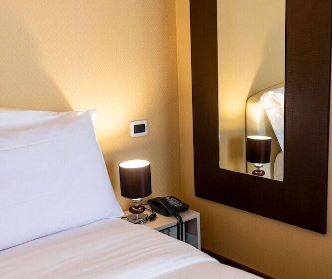 فندق Gardone Palace