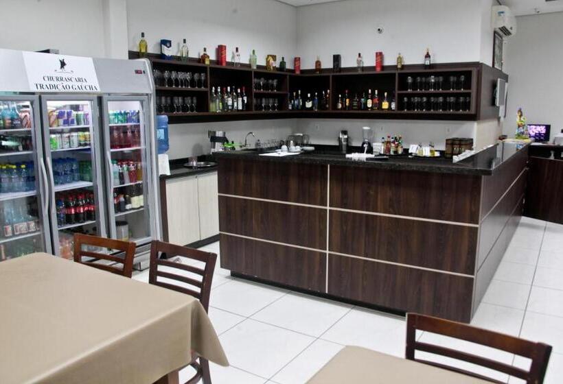 酒店 Miotto Executive