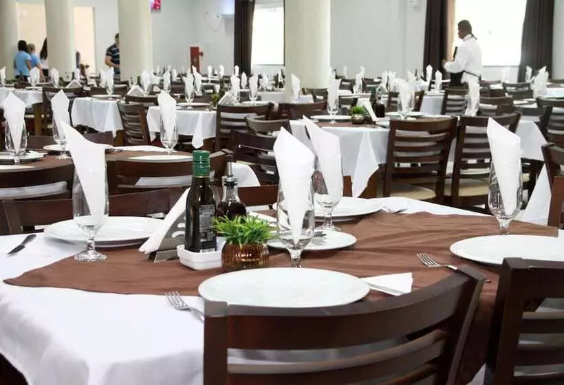 בית מלון כפרי Miotto Executive