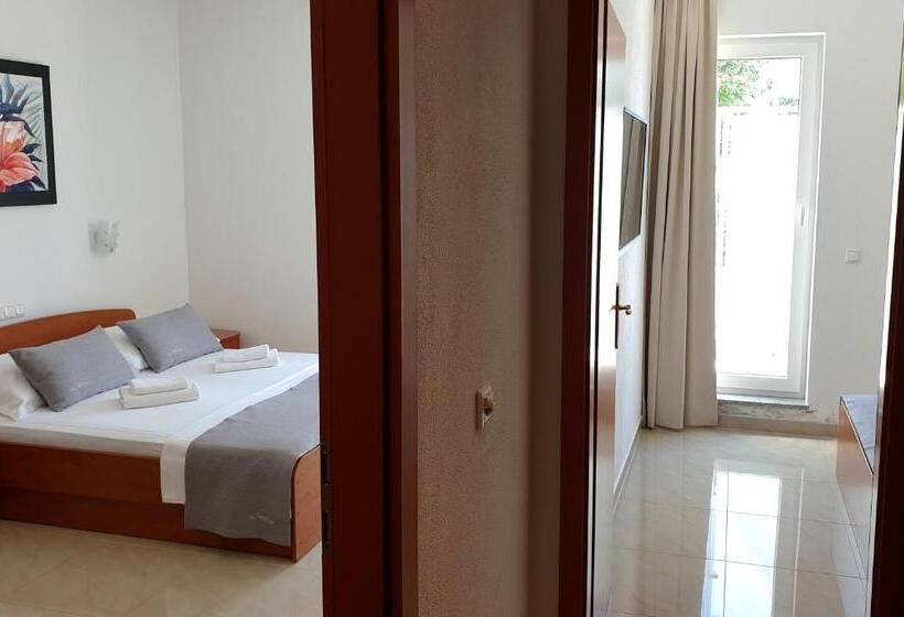 Szálloda Sunset Split Rooms